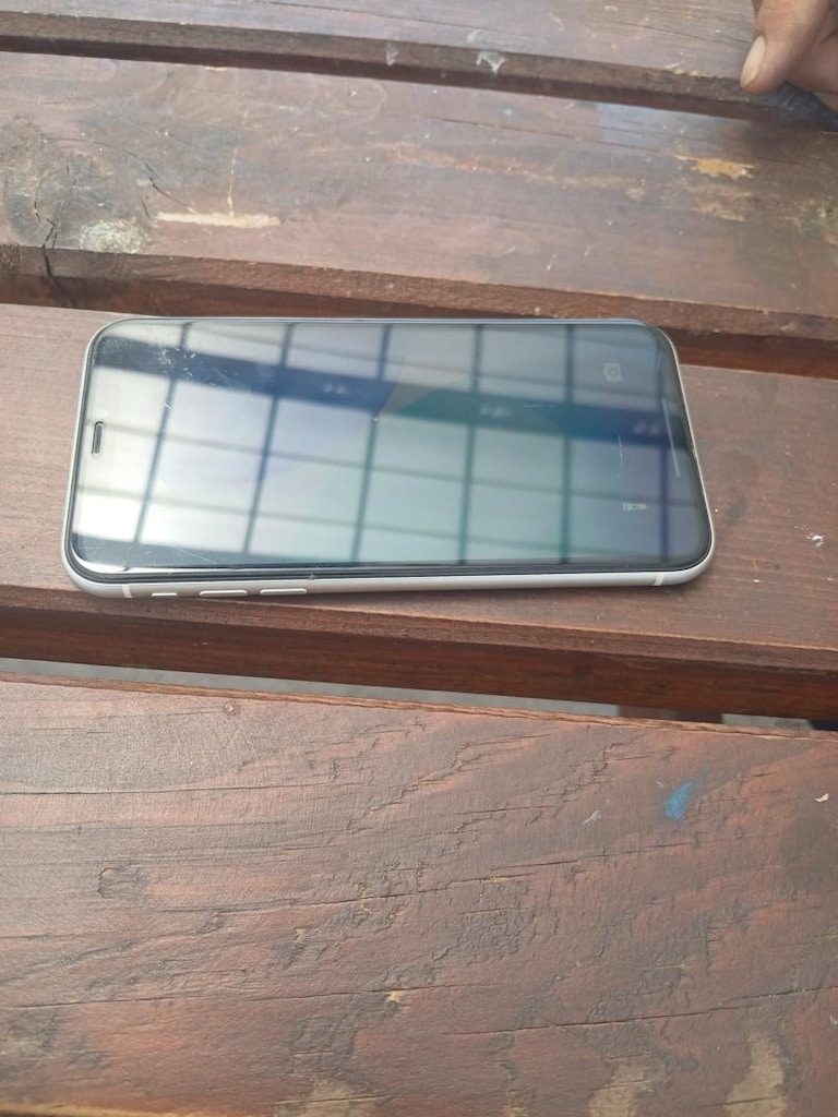 ıphone 11 64 - 3
