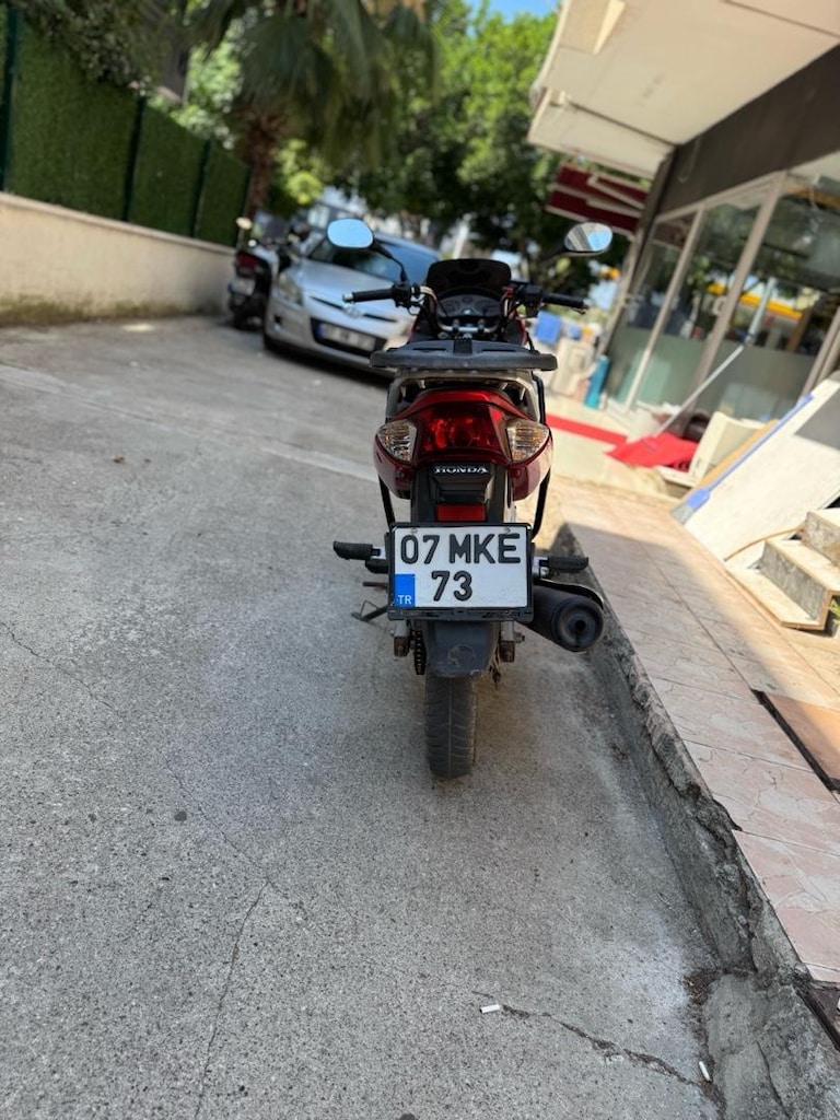Honda cbf 150 - 3