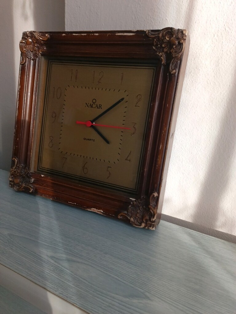 ahşap çerçeveli saat - 2