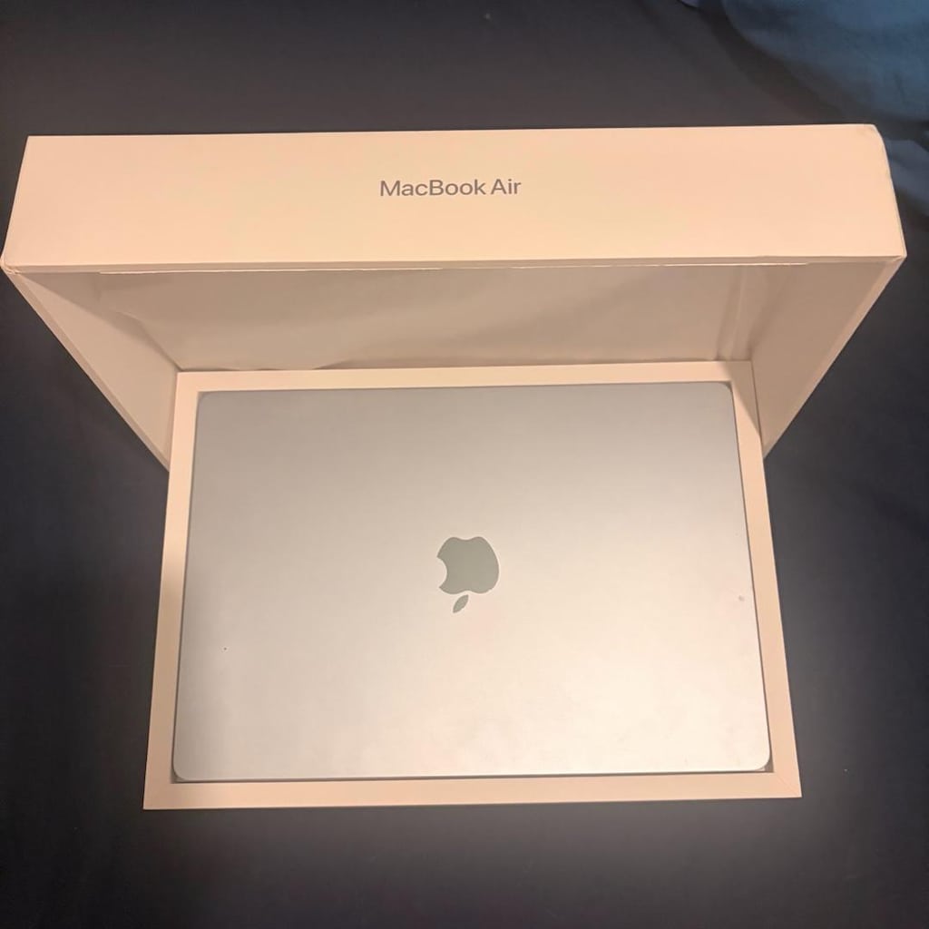 MacBook Air 15inç M4 GARANTİLİ KUTULU