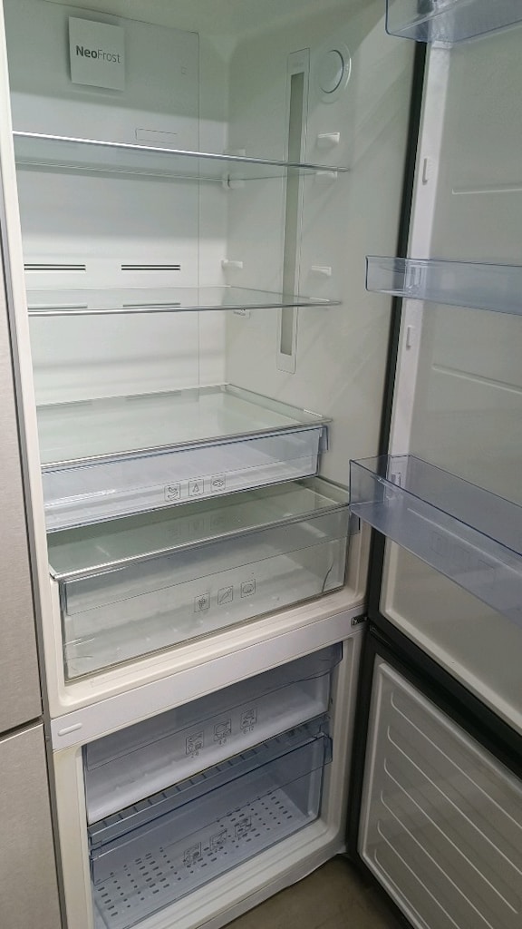 Beko Gri 580 Litre Alttan Donduruculu Nofrost Buzdolabı - 6