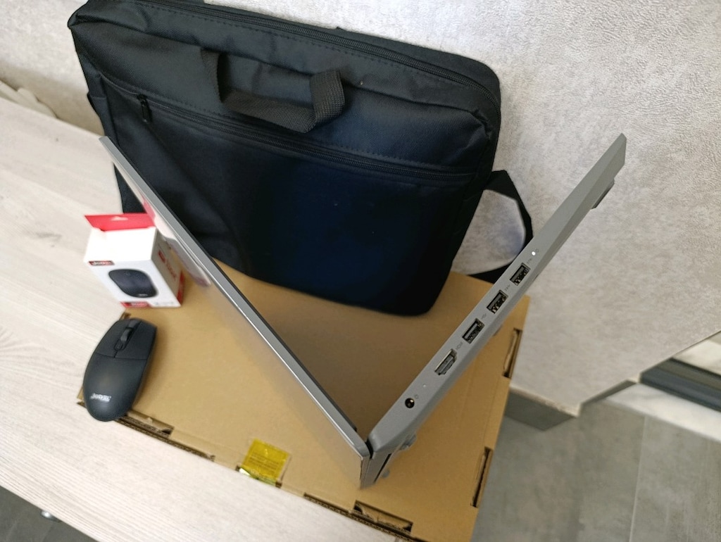 Temiz Lenovo Ideapad S145 - Çantalı ve Kablosuz Mouse Hediyeli - 3