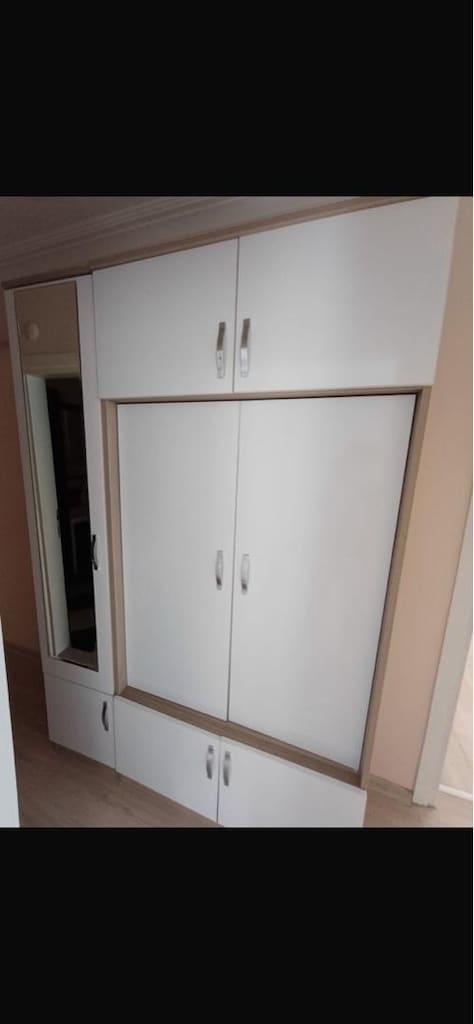 Çok Amaçlı Modern Portmanto - Geniş Hacimli ve Aynalı