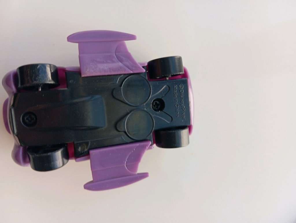 Orijinal Mattel Cars 2 - Kanatlı Holley Shiftwell (Nadir Diecast) - 2