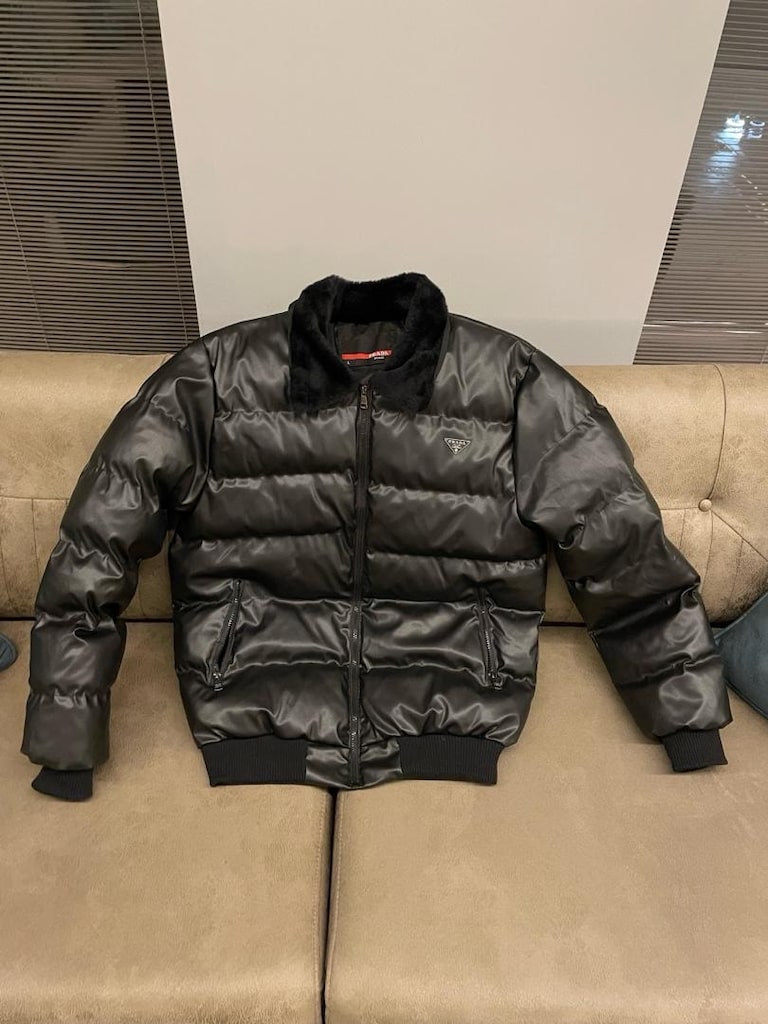 Prada Suni Deri Mont, L Beden, Kürk Yaka Detaylı - 5