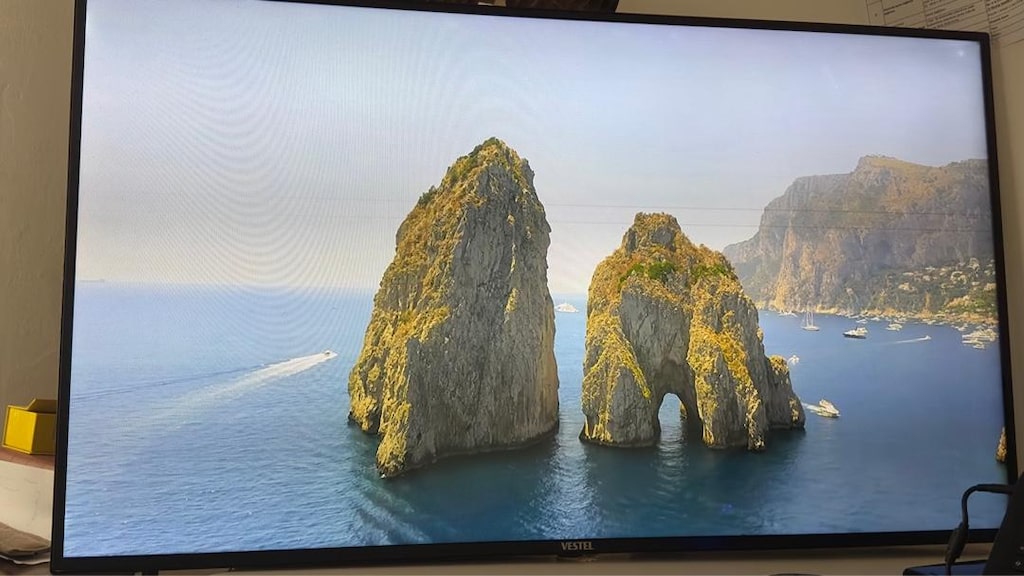 SON FİYAT VESTEL 127 EKRAN 50 İNÇ AKILLI TV