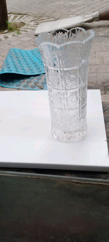 İKİ Adet Kristal cam vazo - 6