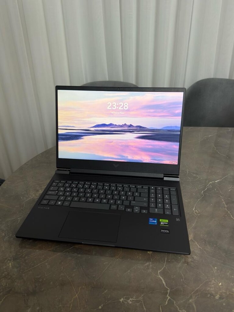 hp victus 16-R0071NT 8V898EA i7-13700H 32gb ram 1tb ssd 8gb rtx4070 - 3