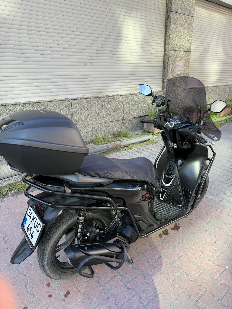 HONDA SH 125 ORİJİNAL ÇANTALI EKSTRALI - 3