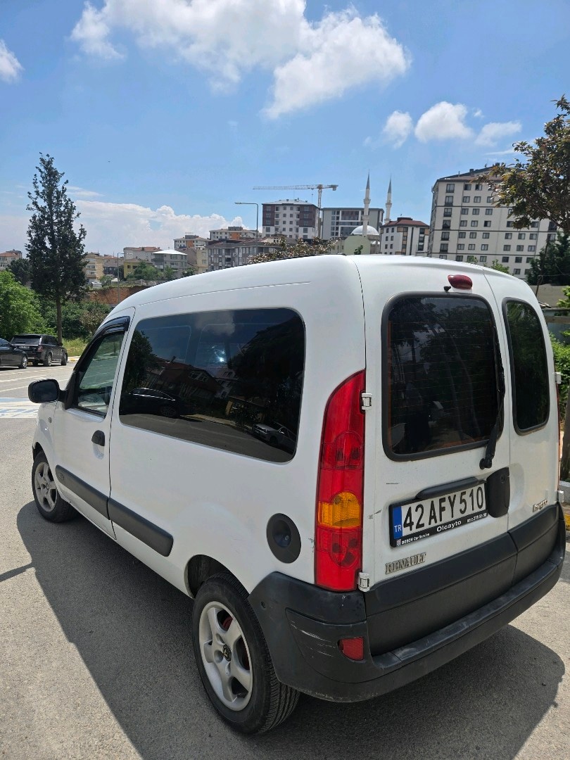 2010 KANGO 1.5 DİZEL MOTOR MEKANİK SIFIR 2+2KOLTUKLU CAMLI - 4