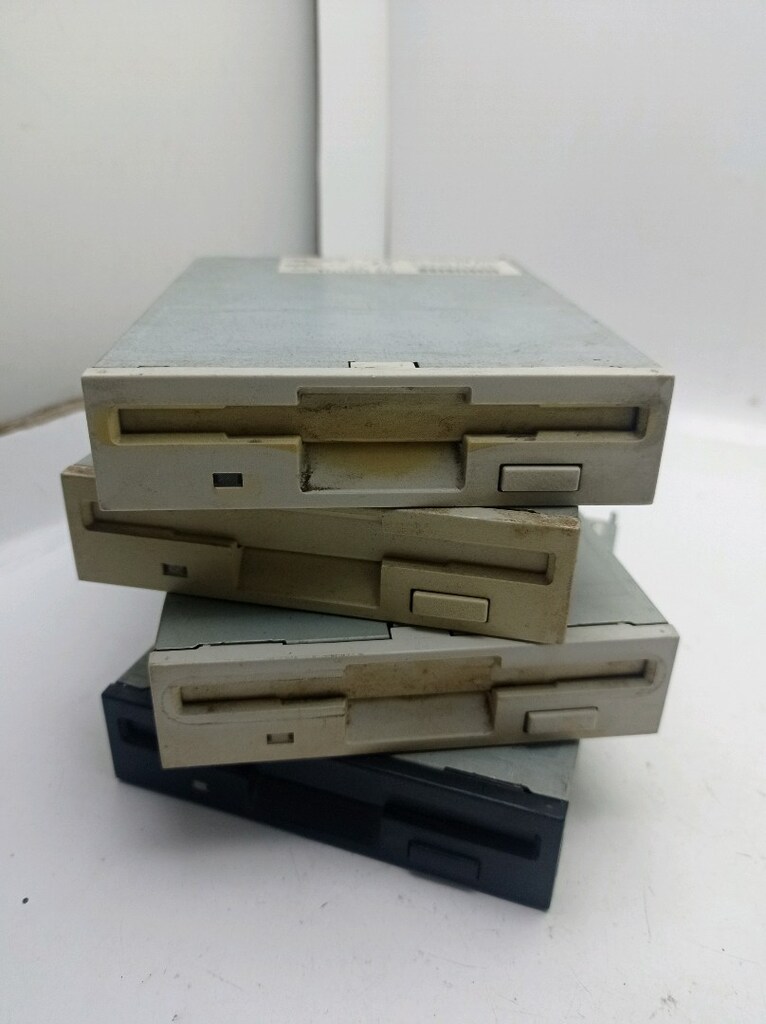 Flopy Disket Okuyucu - 10