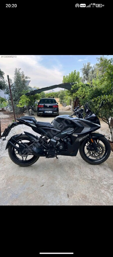 BAJAJ PULSAR RS 200 2024 - 4
