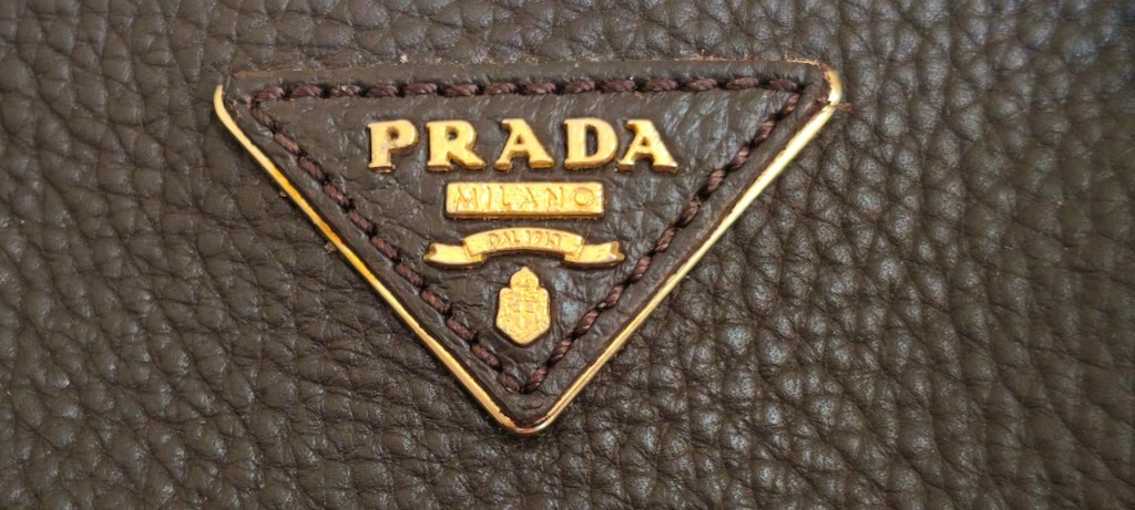 Prada Logolu Deri Omuz Çantası Detaylı Fotoğraflı - 3