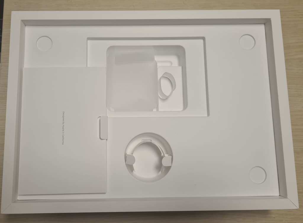 16 inç MacBook Pro M5 Pro Orjinal Kutusu Box - 2