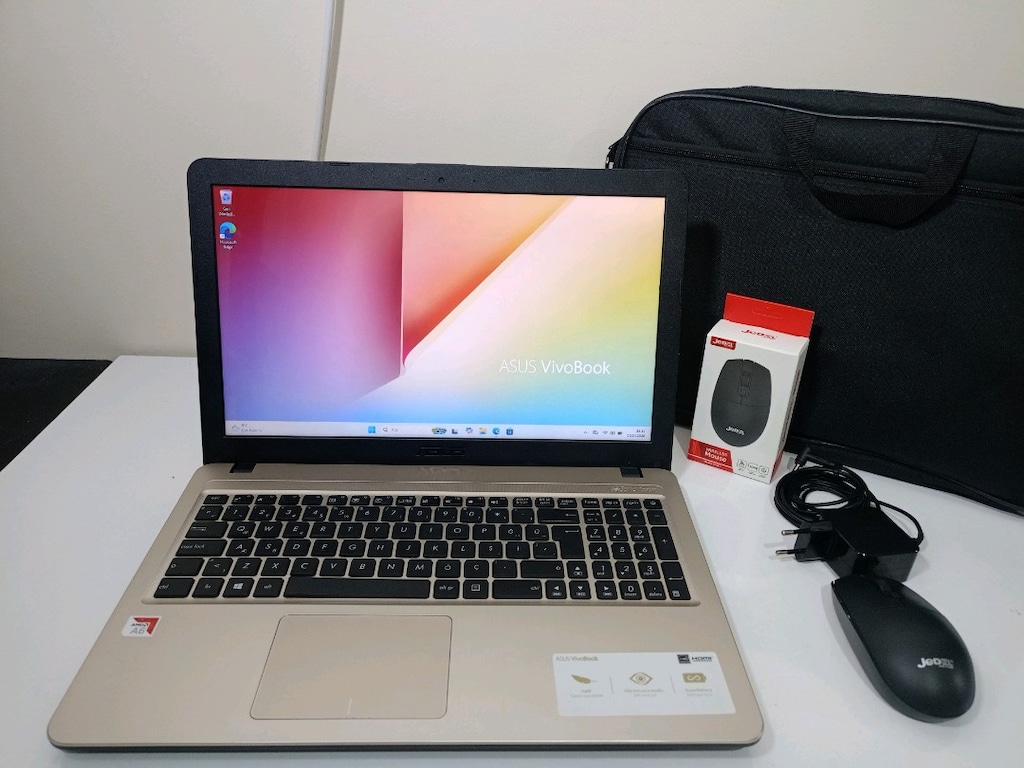 ASUS UYGUN FİYATLI SSDLİ TEMİZ LAPTOP - 2