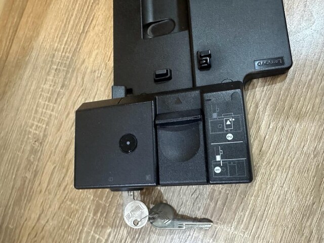 Lenova Thinkpad Dock Station