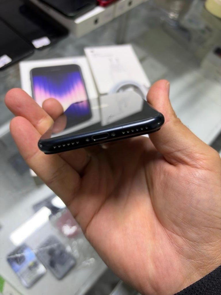 MÜHENDİSCELL’DEN İPHONE SE 3.NESİL İOS 18 PİL%89 KUTU FATURALI - 5