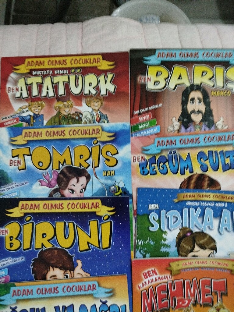 ADAM OLMUŞ ÇOCUKLAR, 14 adet, temiz, yazı çizik karalama yok, 24 sayfa - 2