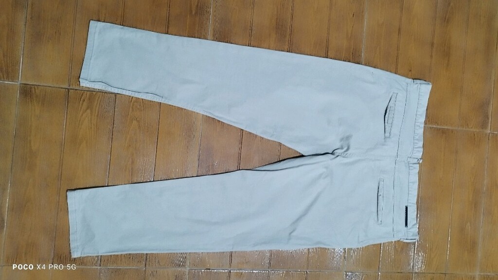 #Zara likralı pantolon..öndeki ip hafif çıkmış, arka zara etiketi yok - 8