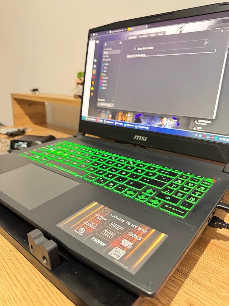 MSI Katana 15 HX RTX 5070 i7-14650HX 2K 165Hz Garantili