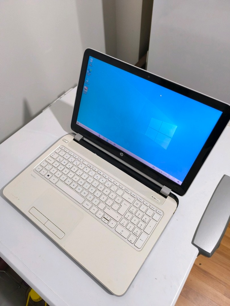 A10 işlemci 8 GB RAM 256 GB SSD 2 GB ekran kartı batarya sağlam - 3