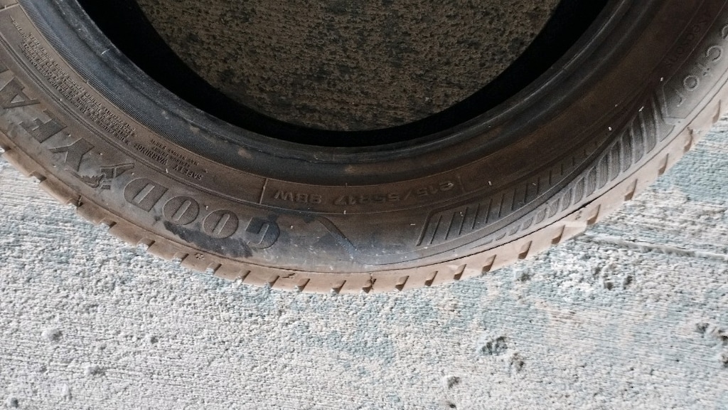 215 55 17 Goodyear 2025 tarih 1 adet - 5