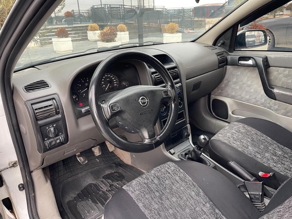 Opel Astra - 5