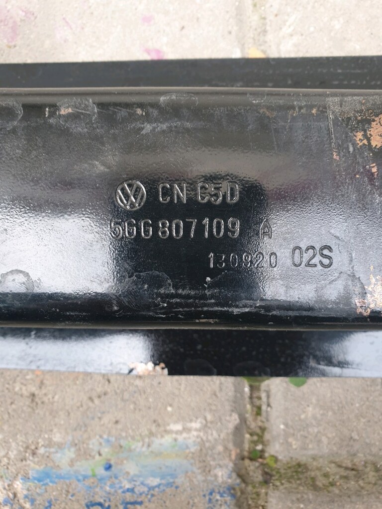 vw golf 7 ön tampon demiri sıfır orjinal 5g0807109a - 4