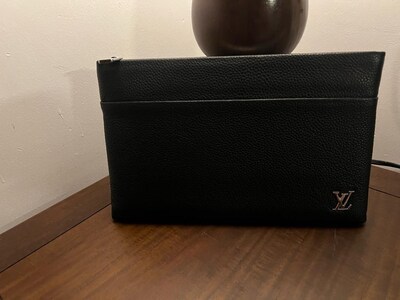 Louis Vuitton Orjinal Deri Clutch El Çantası