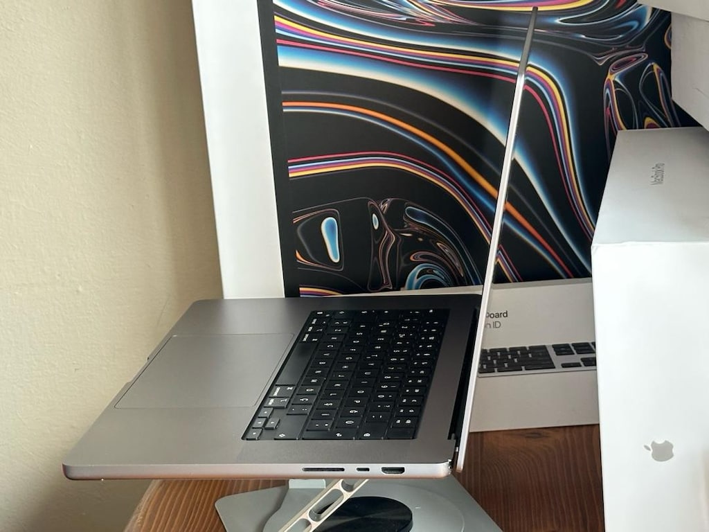 Macbook pro Özel sipariş M1 max pro çip 64 gb ram 1 tb ssd 32gpu grfik - 6