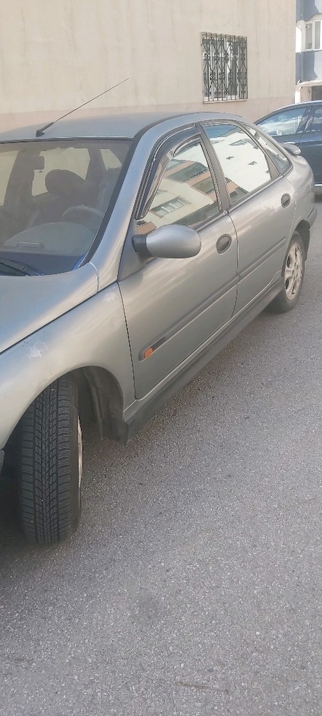 satlık laguna 1. 2.0 16v volvo motor 97 model - 4