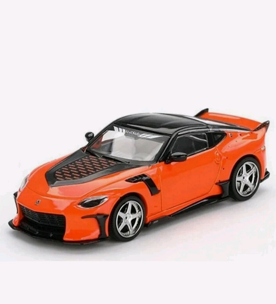 Mini GT Nissan Z FFZ400 - 5
