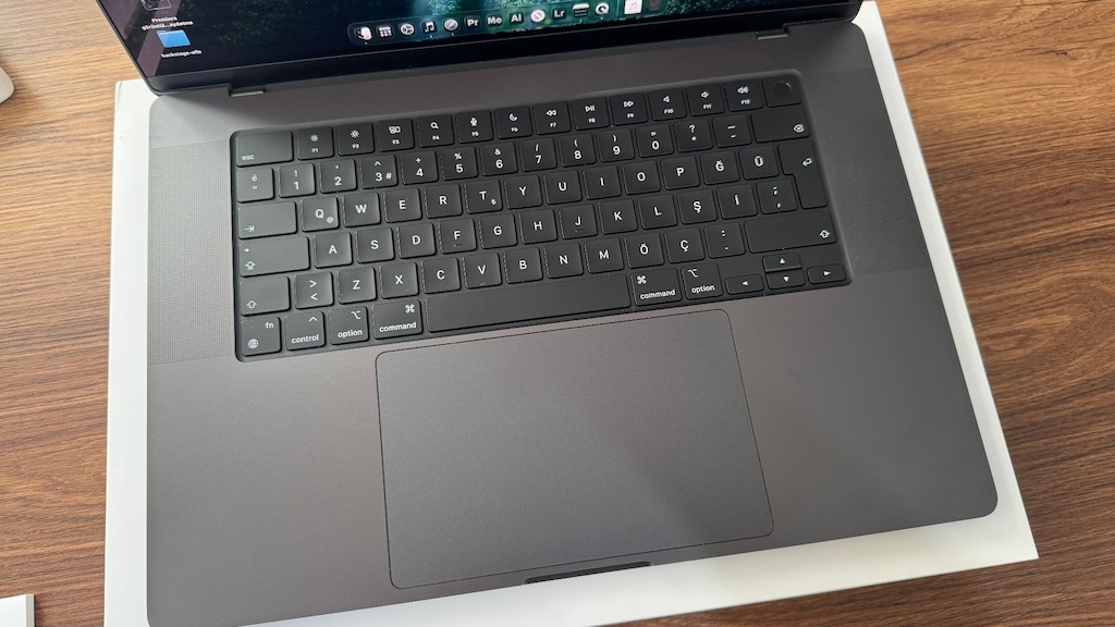 MacBook Pro - 16 inç - M4 Pro - 48 GB RAM - Kaskolu ve Garantili - 10
