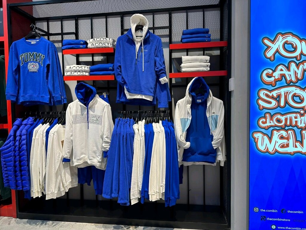 300 M2 mağaza standı - 8