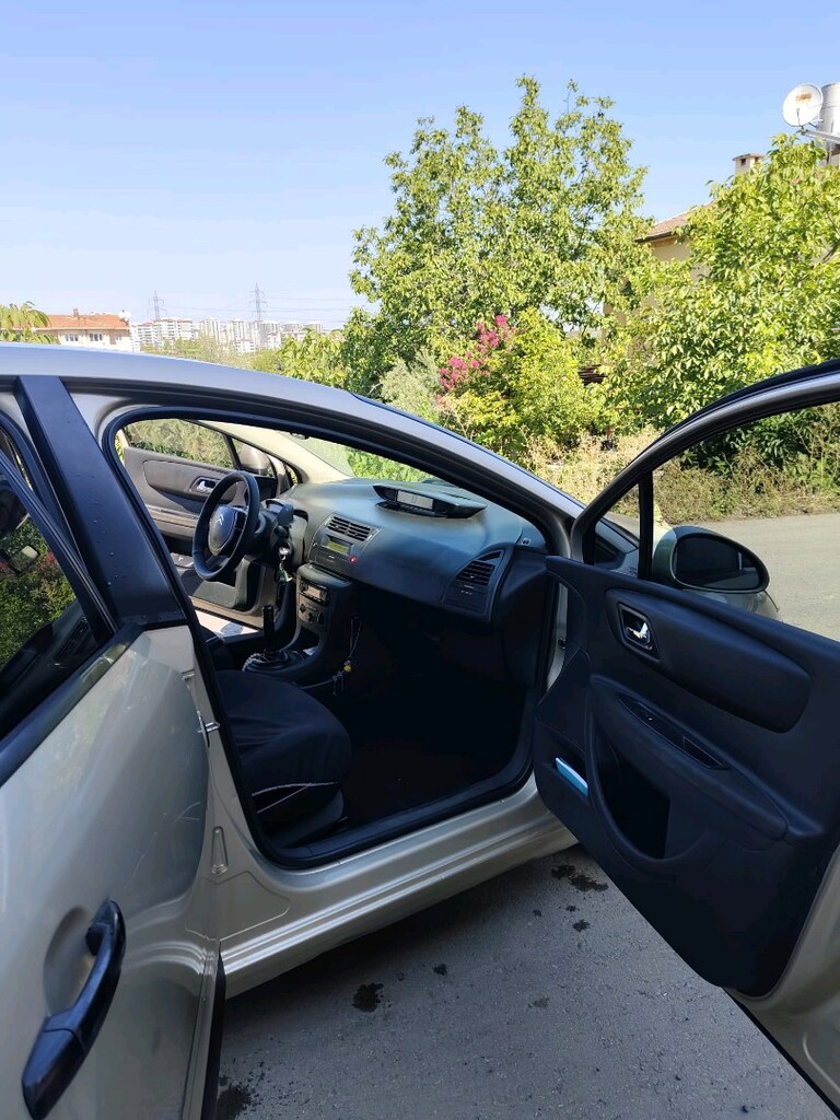 Citroen C4 - 7