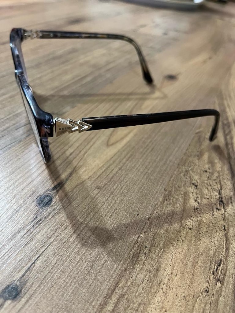 guess kadın optik gözlük