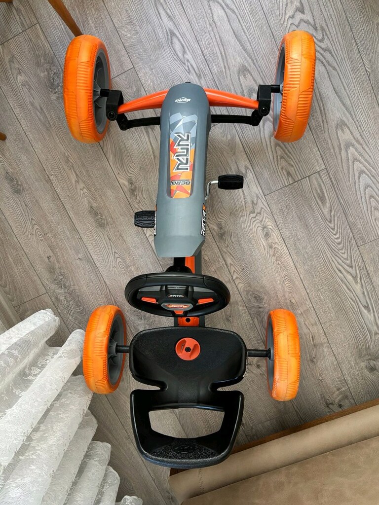BERG Reppy Racer pedallı go-kart modeli 2 ile 6 yaş arası çocuk uyumlu - 8