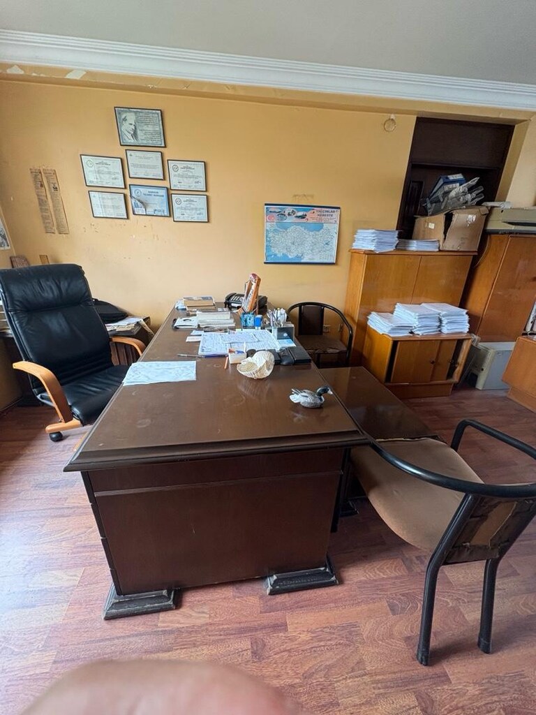 ofis mobilyaları ve tarayıcı fotokopi makinası - 2