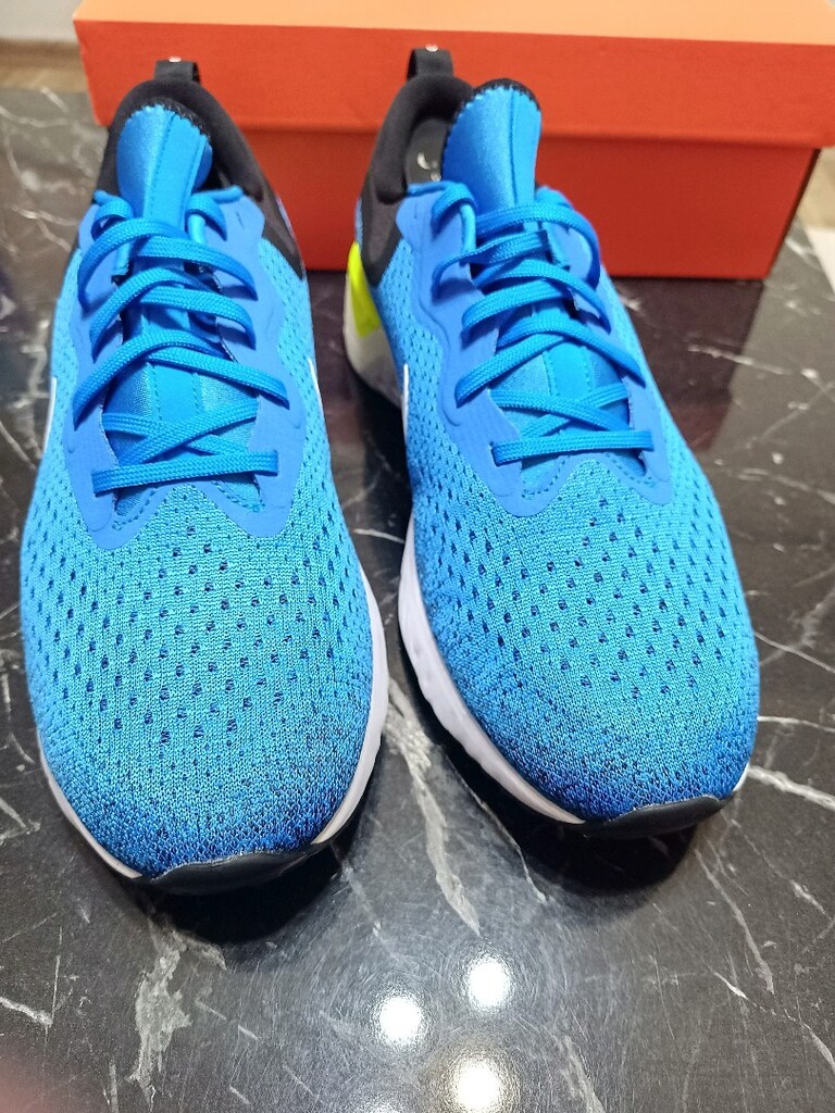 Nike odyssey orjinal sıfır kutulu üründür.Denemek için dahi giyilmemiş - 5