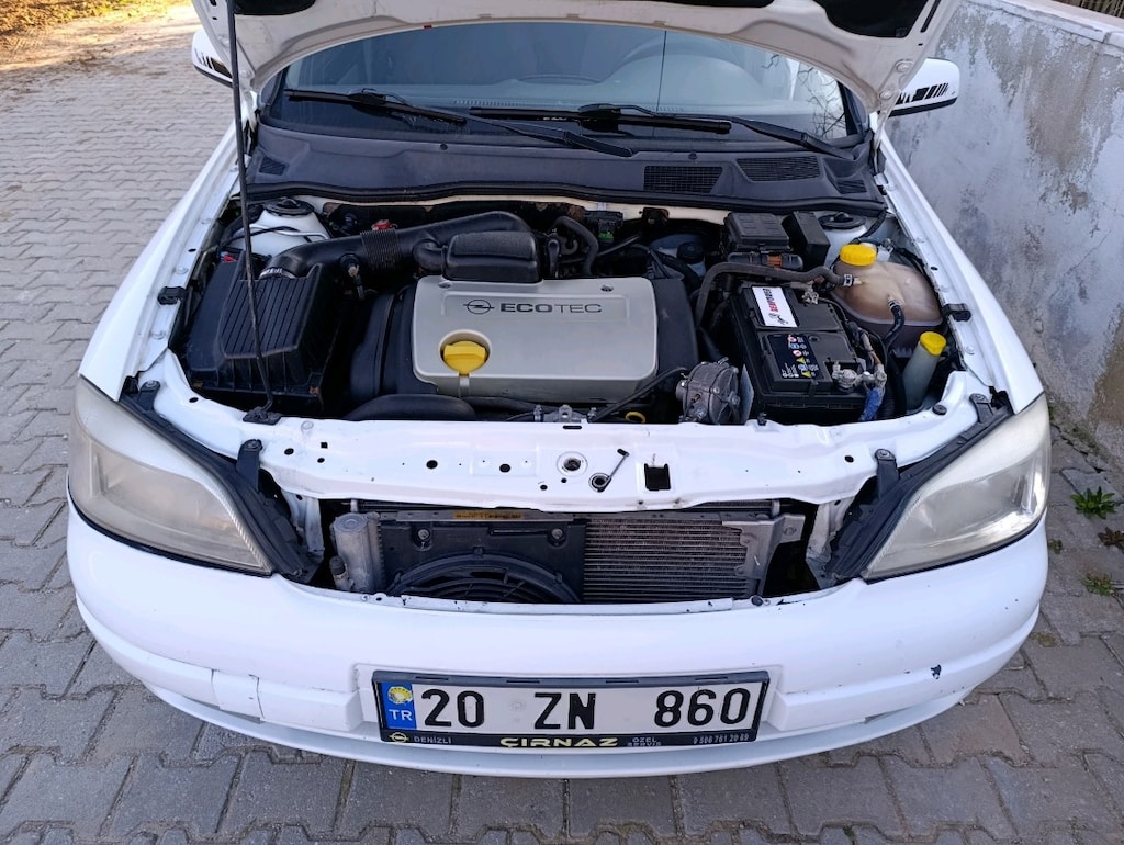 Beyaz Opel - 9