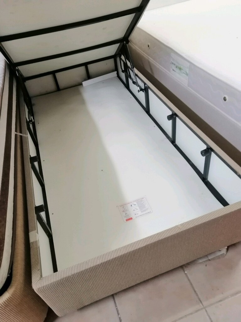 90 cm'ye bir 90 cm yatak baza başlık takımı olarak sattık - 4