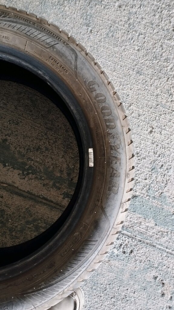 215 55 17 Goodyear 2025 tarih 1 adet - 4
