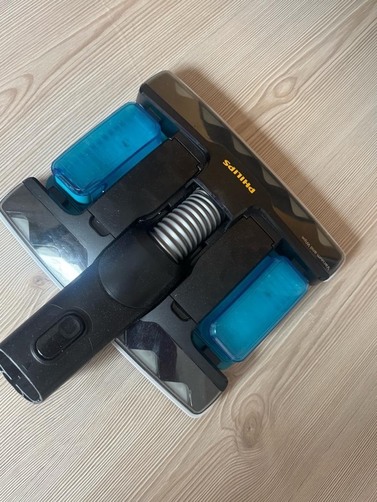 ACİL SATILIK !!!PHILIPS 8000 AQUA PLUS KABLOSUZ DİKEY SÜPÜRGE - 5