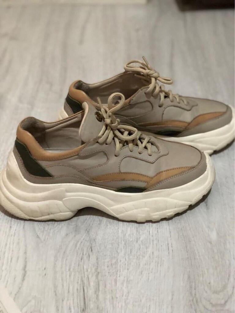 Sneaker - 3
