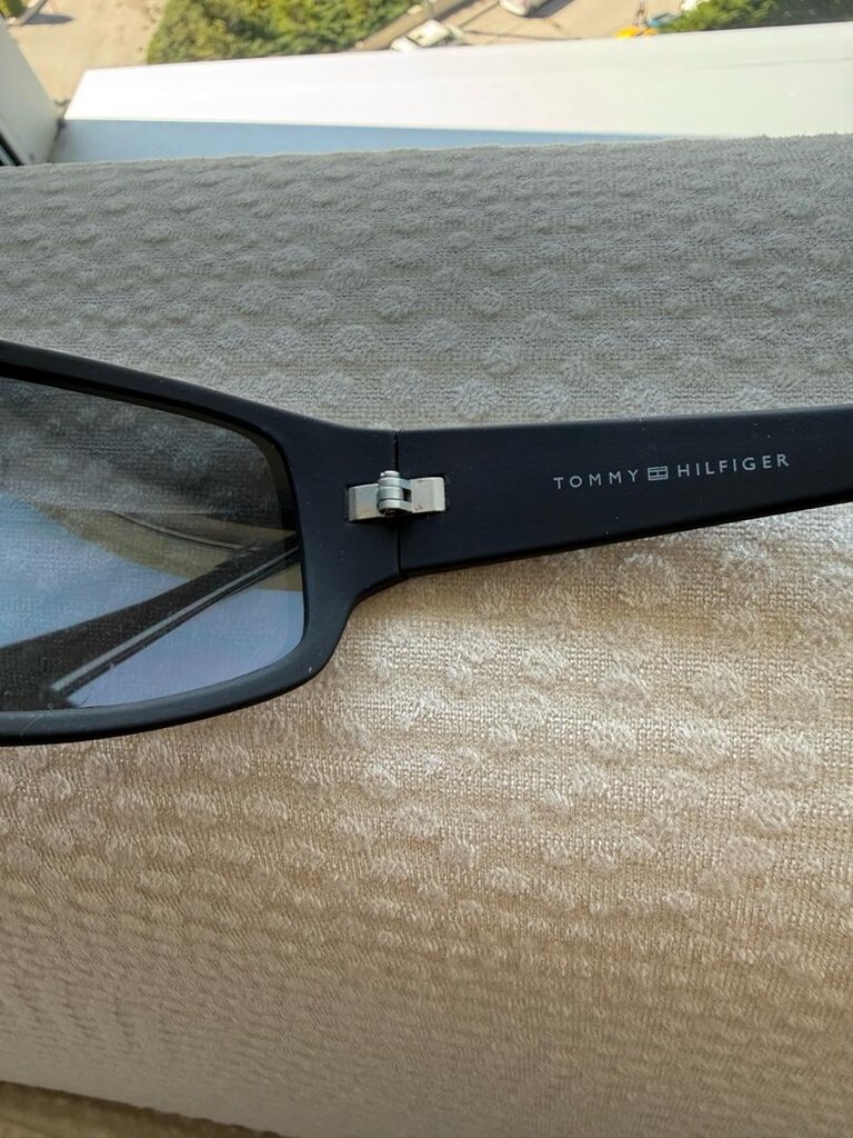 Faturalı Sıfır Tommy Hilfiger Erkek Güneş Gözlüğü / Amerikan - 10