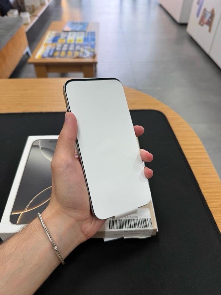 İphone 16 Pro Max 256 Gb Natural Titanium %100 Pil - 6