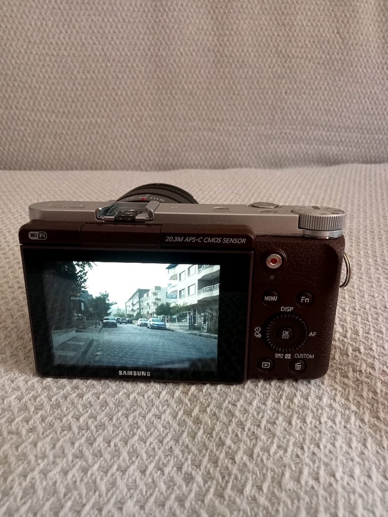 Samsung NX3000 Fotoğraf Makinesi - 5