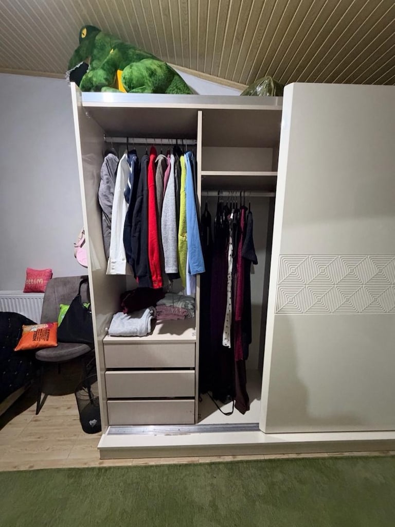 iki sürgü kapılı gardırop - 5