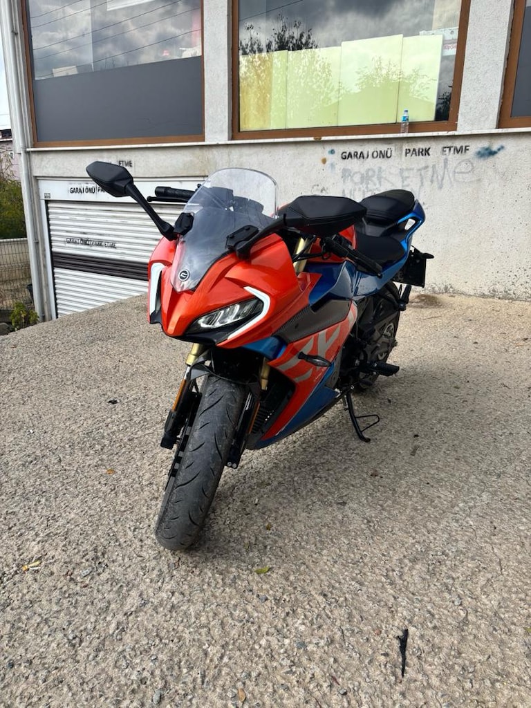 CF 250 SR - 18