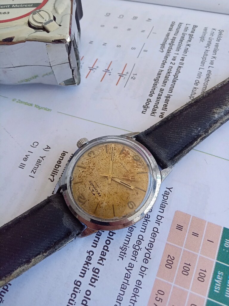 1966 imalı TECHNOS KURMALI KOL SAATİ - 2